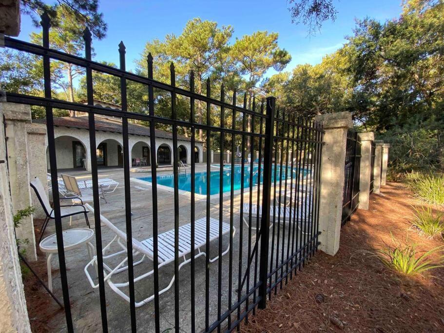 Elegant 2-Bedroom Pet-Friendly Villa W 2 Parking Spaces Hilton Head Island Exteriör bild