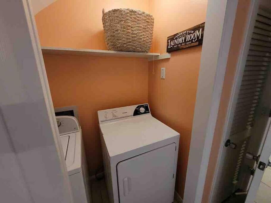 Elegant 2-Bedroom Pet-Friendly Villa W 2 Parking Spaces Hilton Head Island Exteriör bild