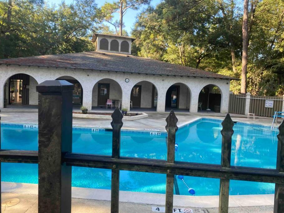 Elegant 2-Bedroom Pet-Friendly Villa W 2 Parking Spaces Hilton Head Island Exteriör bild